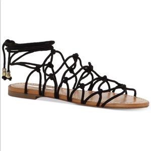 Black - Women’s Gallena flat sandals